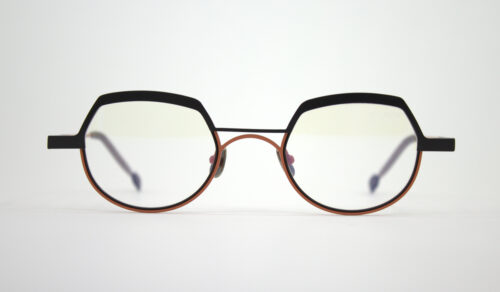 k68-noir-et-orange-noir-et-orange-noir-et-orange