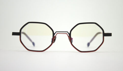 k64-noir-et-rouge-noir-et-rouge-noir-et-rouge